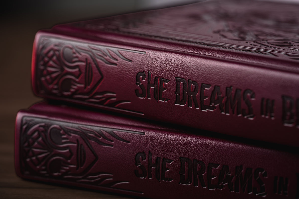 She Dreams in Blood: Obsidian Path Vol. 2 (Collector's Edition)