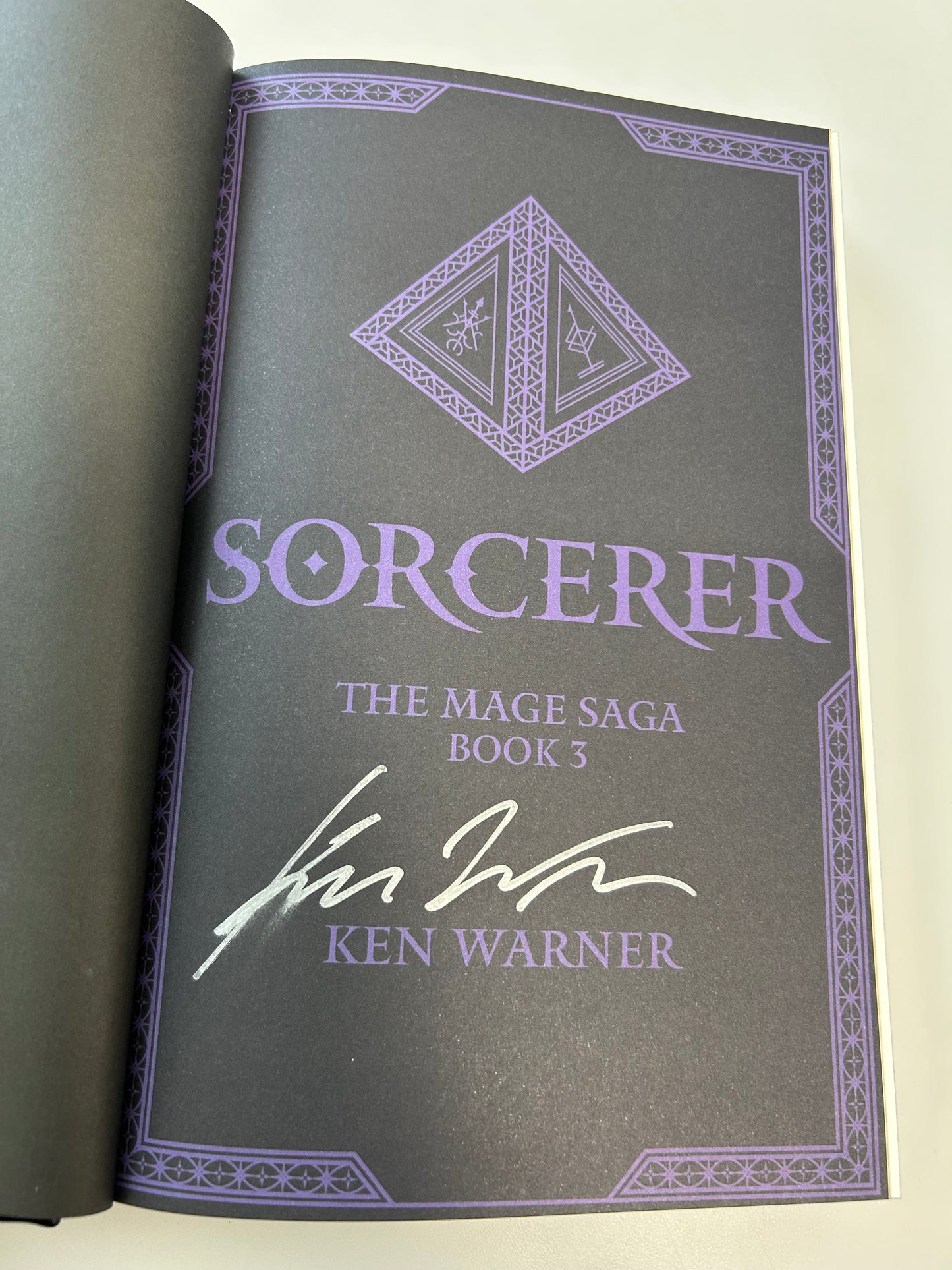 The Mage Saga Book 3: Sorcerer (Collector's Edition)