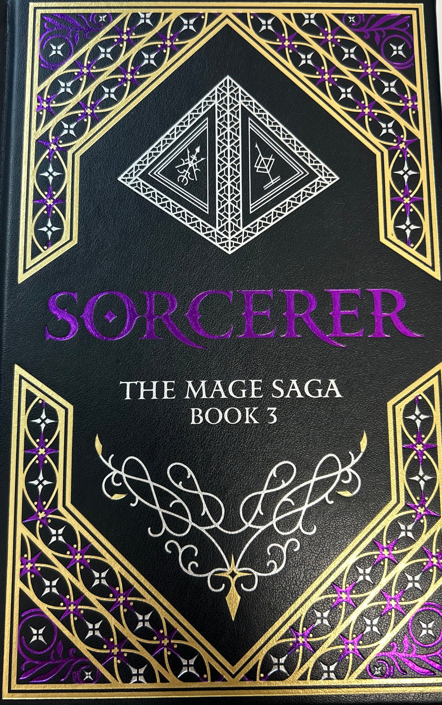 The Mage Saga Book 3: Sorcerer (Collector's Edition)